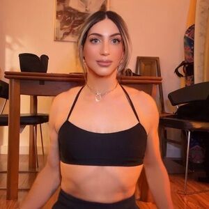 Meet your Posher, Giuliana